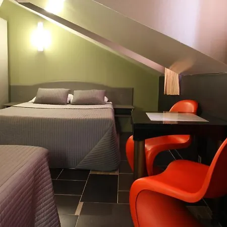 Blason Hotel 3*